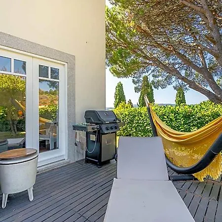 Casa Cervo E Prado - By Proguest * Lanhelas
