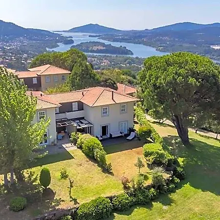 Casa Cervo E Prado - By Proguest *